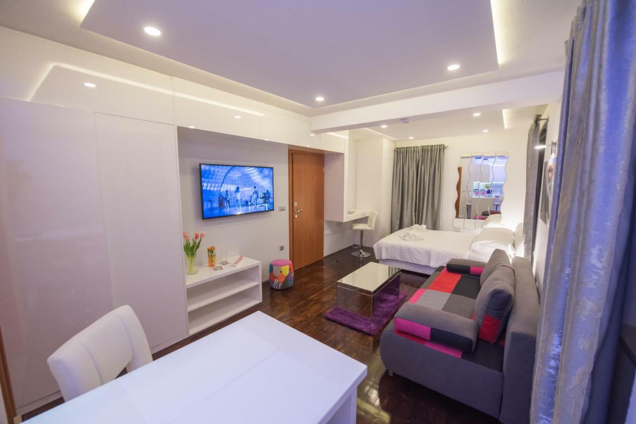 Studio Apartment Lena Kastela Ngoại thất bức ảnh