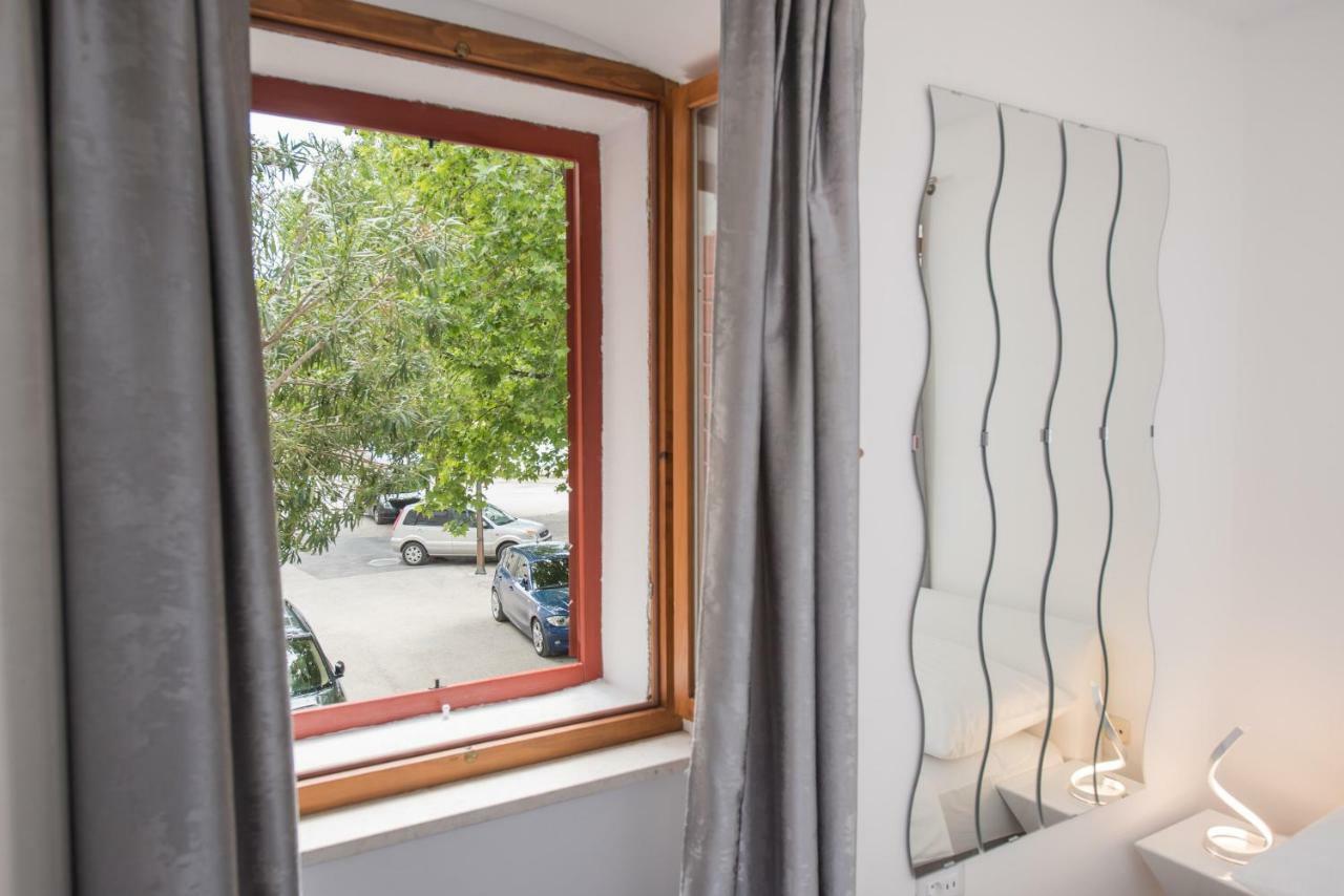 Studio Apartment Lena Kastela Ngoại thất bức ảnh