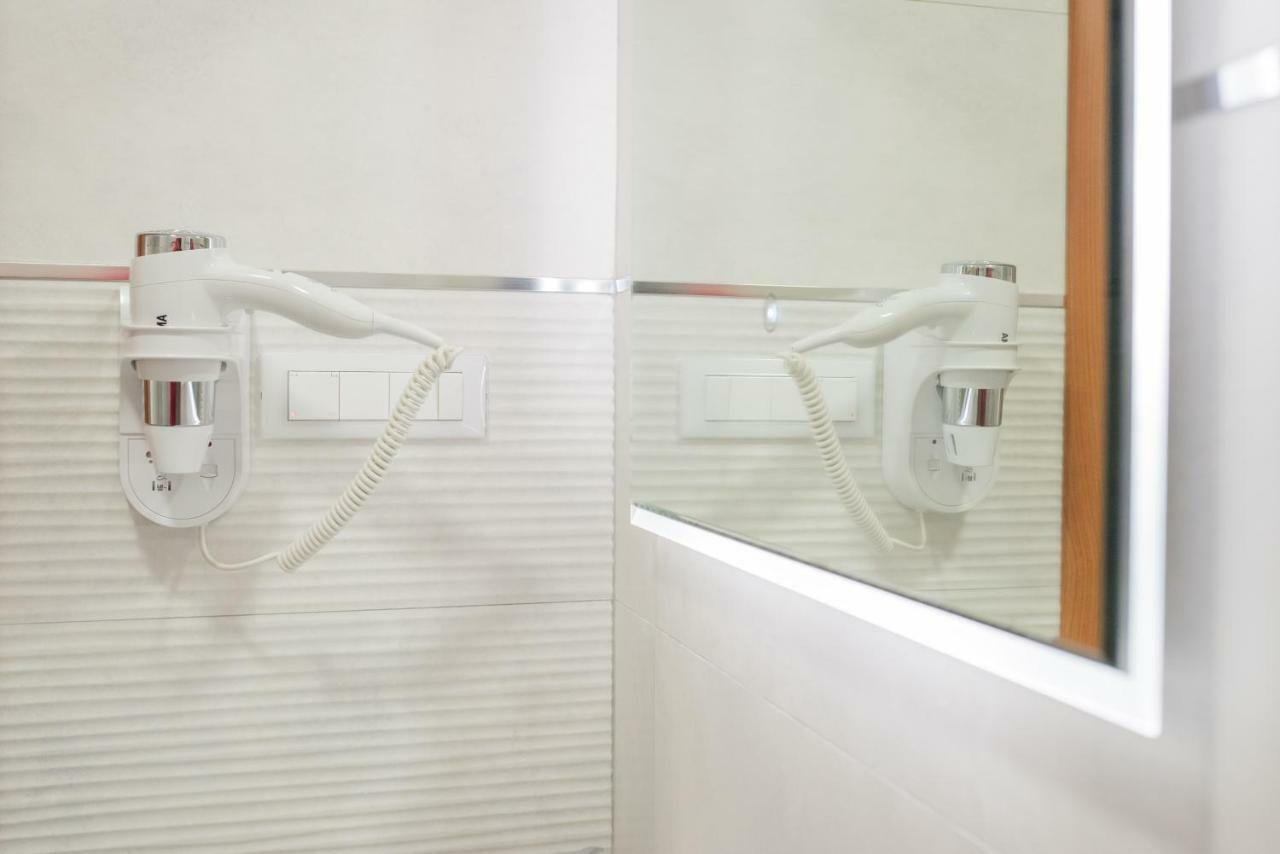 Studio Apartment Lena Kastela Ngoại thất bức ảnh